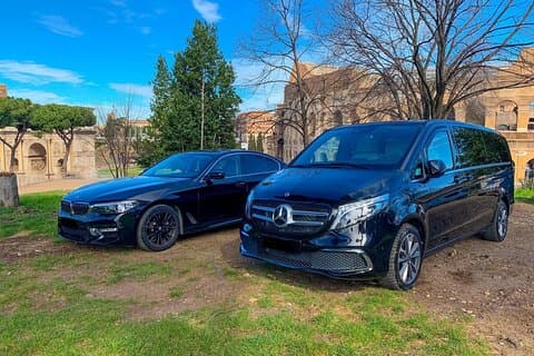Keflavik Airport (KEF) to Skarfabakki Cruise Port - Round-Trip Private Transfer