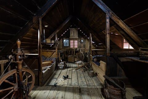 Original sitting-room from a turf farm.