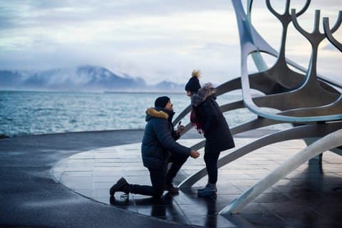 Surprise proposal photoshoot in Iceland