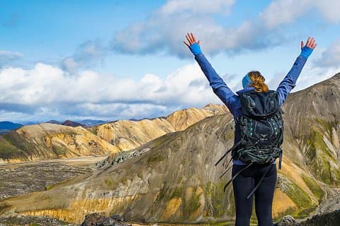 Reykjavik: Landmannalaugar Guided Hike & Geothermal Hot Springs