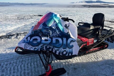 Golden Circle Luxury Private Expedition in Iceland in Spanish