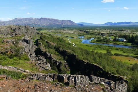 History and Legends: A Golden Circle Audio Tour to Thingvellir