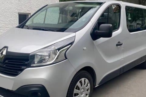 Private Transfer by Van Keflavik Airport To or From Reykjavik