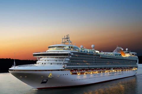 Private Transfer from Reykjavík Cruise Port to Keflavík Airport