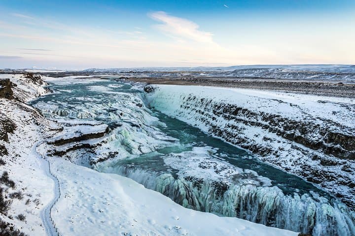 Reykjavik: The Lava Tunnel and Golden Circle Small-Group Tour