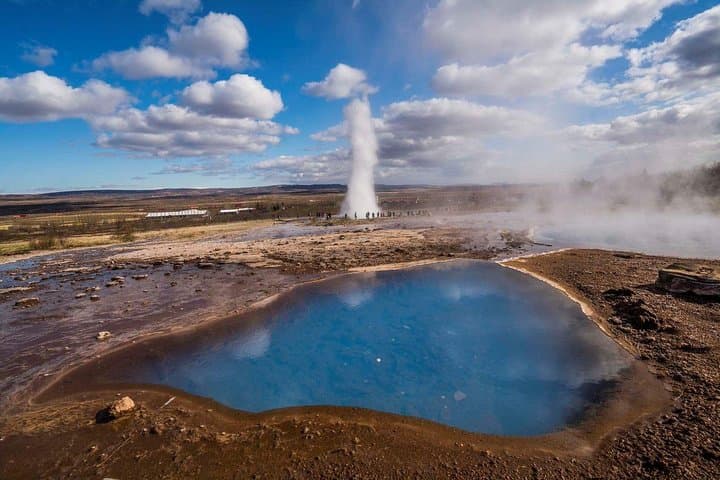 Geysir hot spring