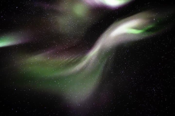 Private Northern lights with photographs