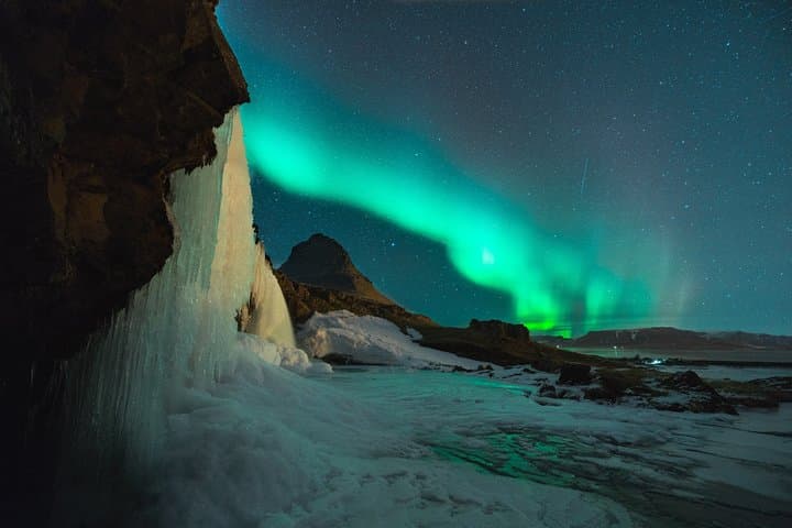Hire Photographer, Professional Photo Shoot - Grindavik