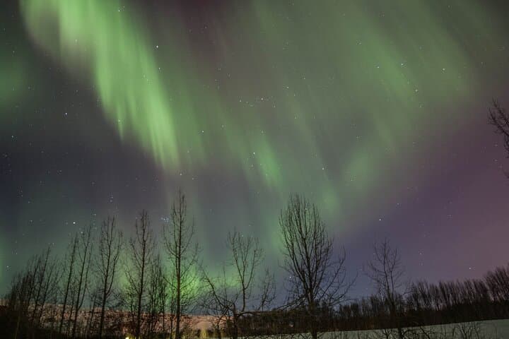 Northern lights green curtain