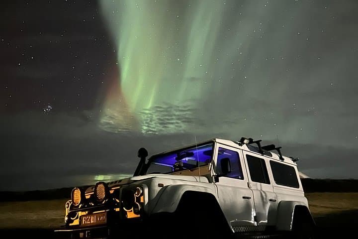 Super jeep Land Rover defender