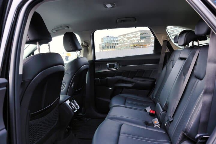 Keflavik Airport To Skarfabakki Harbour Private Transportation