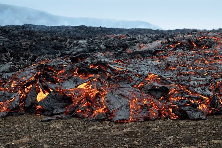 Small Group Private Volcano Hike with Lunch (1-7pax)