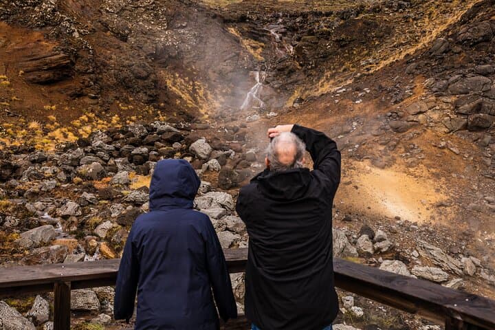 Private Reykjanes Tour with Photo Package Included