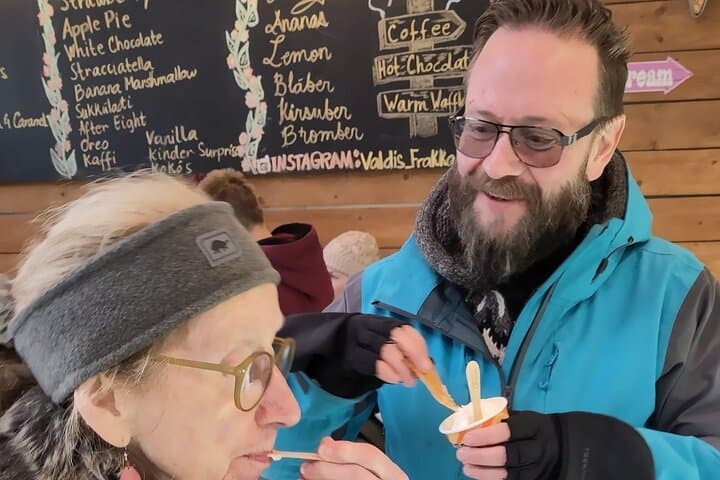 Feast upon the best selection of sweets and pastries Reykjavik has to offer while our fun-loving Guides share interesting and funny stories.