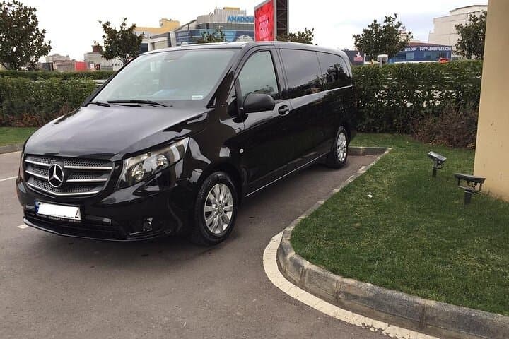 Departure by Luxury Van Reykjavik City to Reykjavik Airport KEF