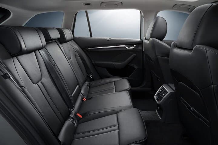Private Sedan Transfer Reykjavik airport KEF to Reykjavik City
