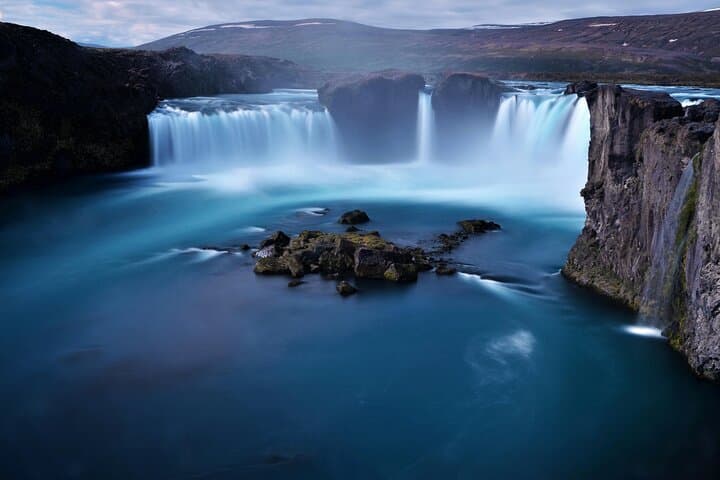 Akureyri Port: Hot Godafoss Waterfall Tour & The Forest Lagoon