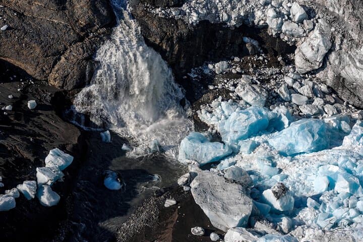 Glacier Edge Helicopter Tour with Landing from Skaftafell