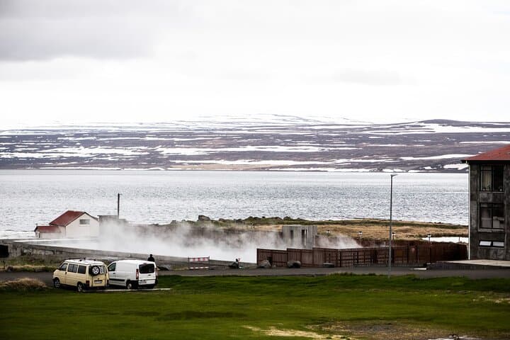 Private wakeboarding or waterskiing trip in geothermal water pool