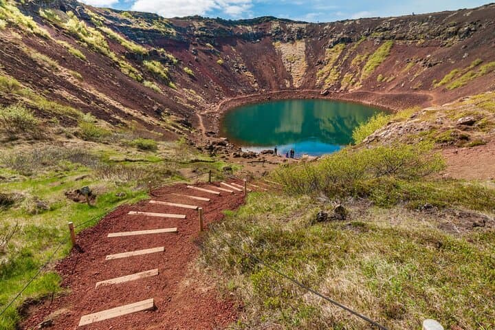 Private Golden Circle Tour from 5 to 8 person