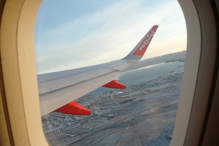 One Way Keflavik Airport Transfer