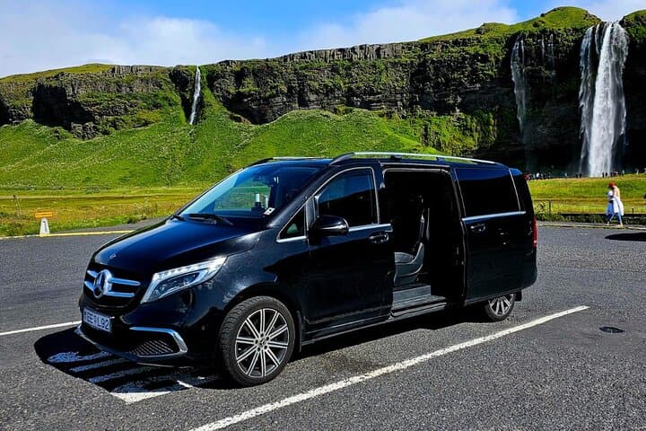Keflavik Airport to Cruise in Reykjavik Private Transportation