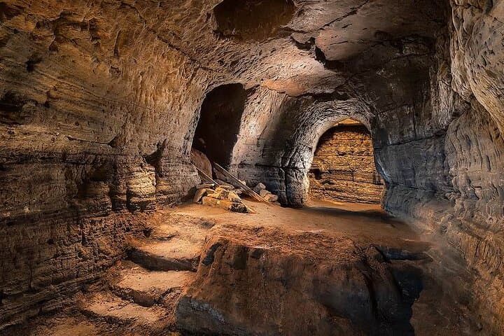 Caves of Hella