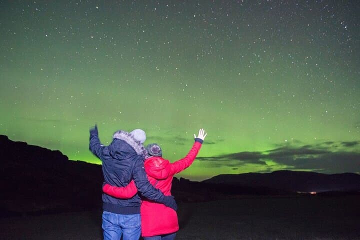 Northern Lights Bus Tour from Reykjavik with Hot Chocolate