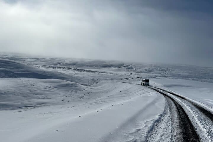 Private 4WD Golden Circle & Glacier Snowmobiling Iceland Tour