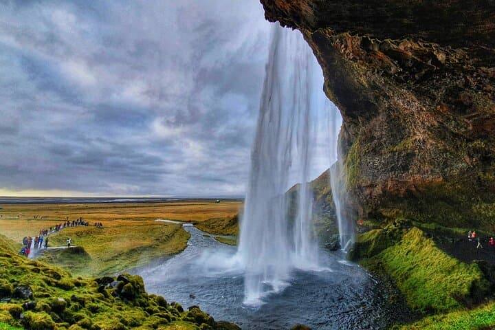 Luxury South Coast Private Tour Waterfalls and Black Beaches