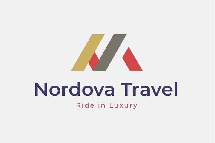 Private Transfer from Reykjavik to Keflavik Airport