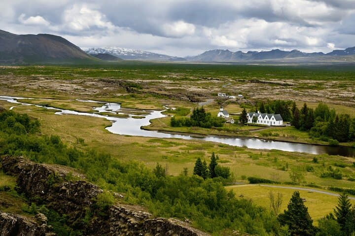 Private Golden Circle Express Tour from Pingvellir to Geysir