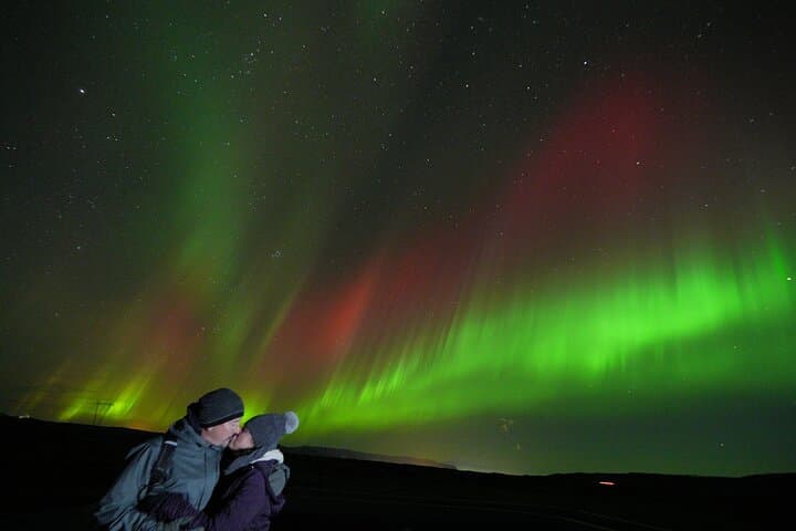 Northern Lights Small Group Tour – Free PRO Photos & Rebooking
