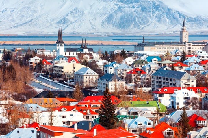 TOP Iceland : Private Guided Tour with your mobile