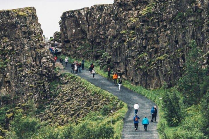 Golden Circle Private Tour with Kerid Crater from Reykjavik