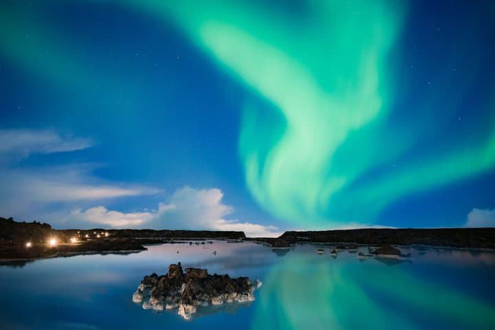 Private Transfer From Reykjavik Hotels to Blue Lagoon