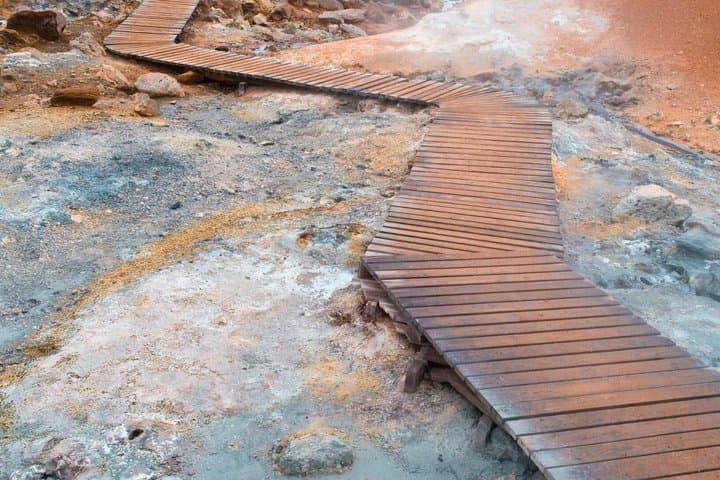 Geothermal Sprint Through Krýsuvík