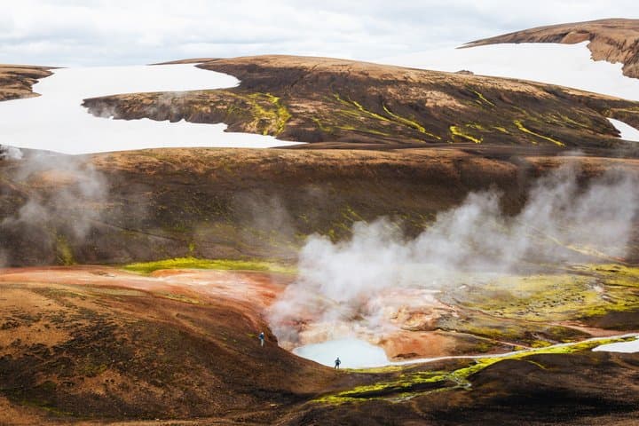 Reykjavik: Landmannalaugar Guided Hike & Geothermal Hot Springs