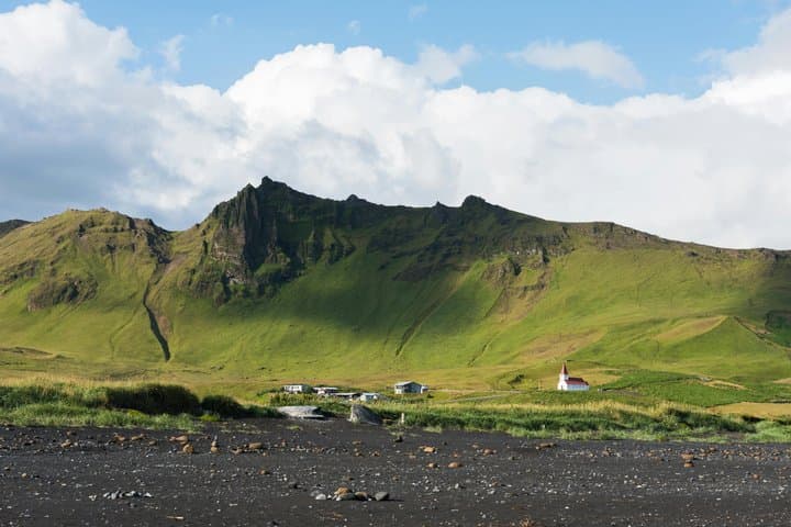 Private Round Transfer from Keflavik Reykjavik to Glacier Lagoon