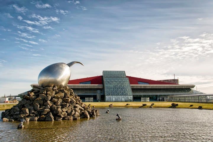Private Transfer Between Keflavik Airport and Reykjavik locations