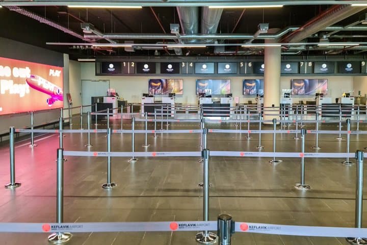 Private Transfer Between Keflavik Airport and Reykjavik locations
