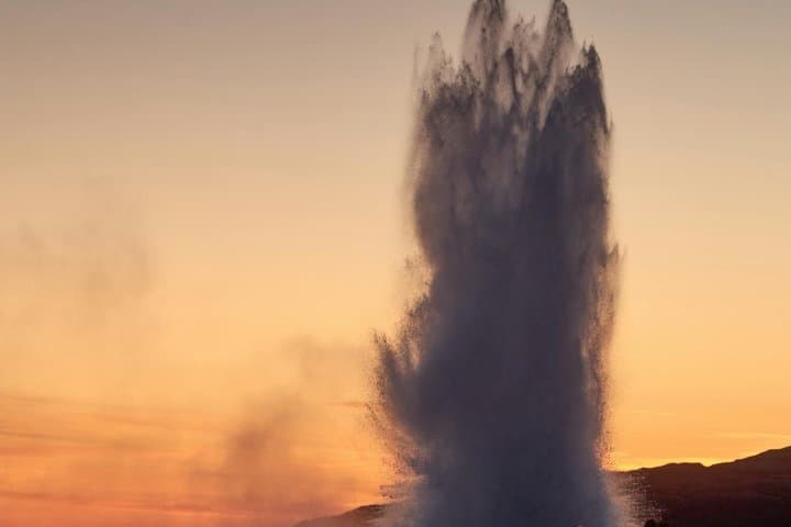 Golden Circle Private Evening Tour: Chasing the Midnight Sun