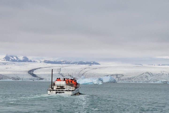 Reykjavik: Glacier Lagoon Boat Ride & South Coast Full Day Tour