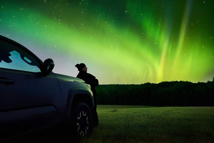 Private Northern Lights Tour with Hvammsvik Hot Spring Tickets