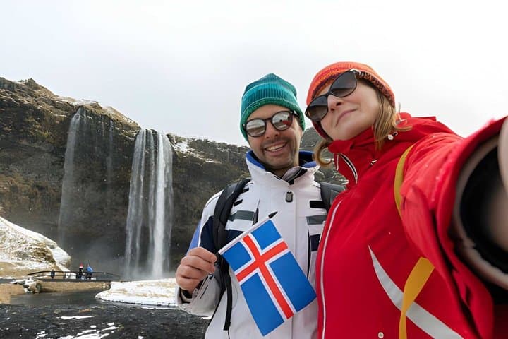 South Coast Private Tour: Waterfalls, Beaches and More