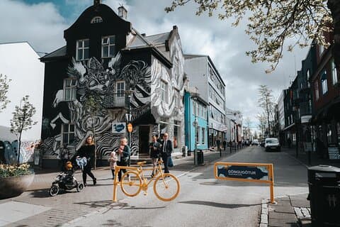 Reykjavik is known for it´s vibrant art scene, displayed by the many art pieces in public locations