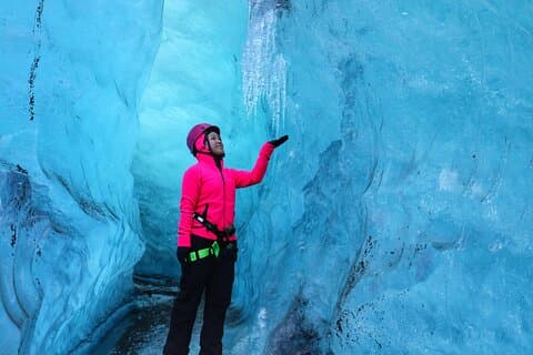 Private Blue Ice Cave Tour (from Jokulsarlon) Small Group Tour