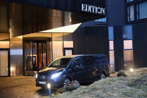 Keflavik Airport One-Way Private Transfer To or From Reykjavik