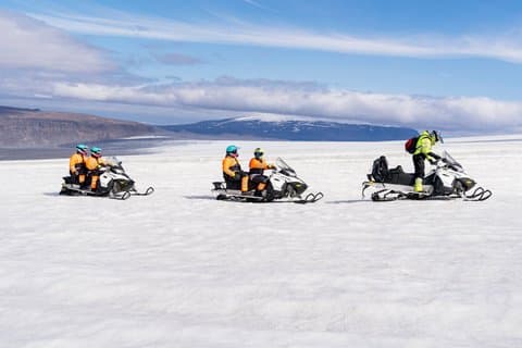 Into the Glacier Combo: Snowmobiling + Langjökull Ice Cave