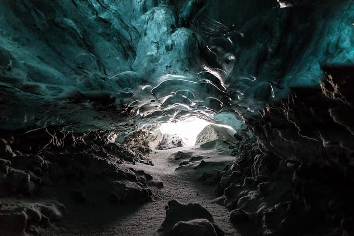 3-Day Golden Circle, Ice Cave and Glacier Lagoon Small-Group Tour